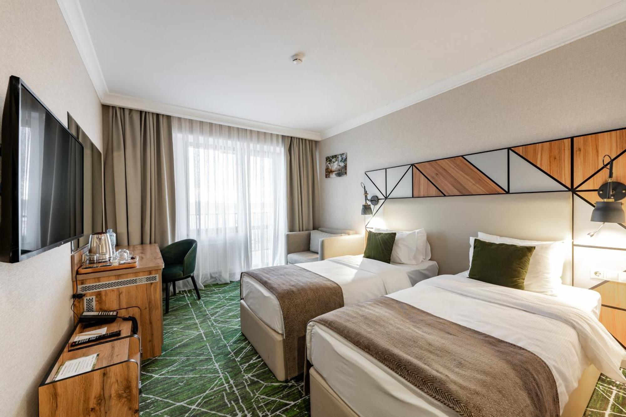 Wyndham Garden Burabay Hotel Екстериор снимка