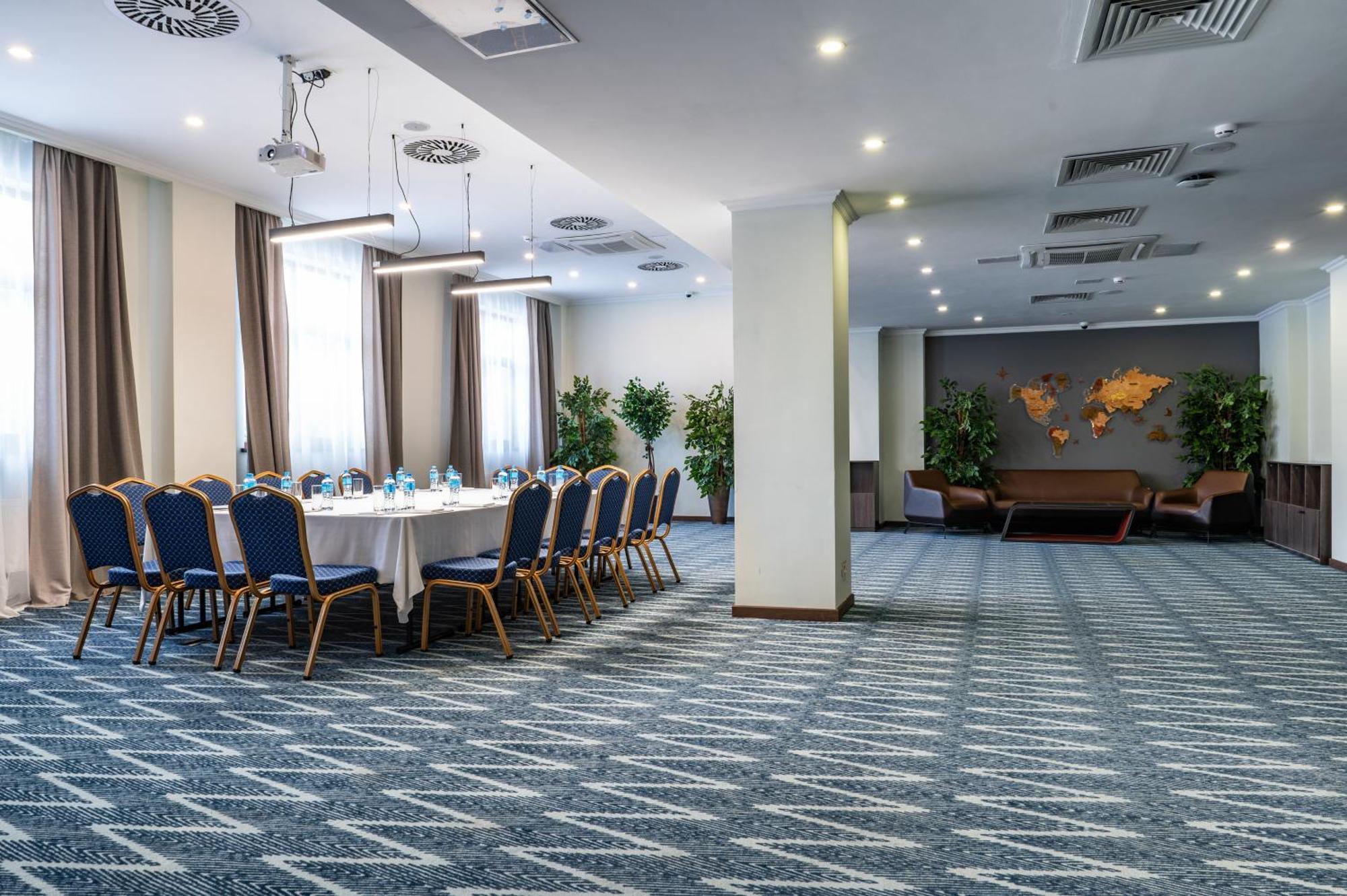 Wyndham Garden Burabay Hotel Екстериор снимка